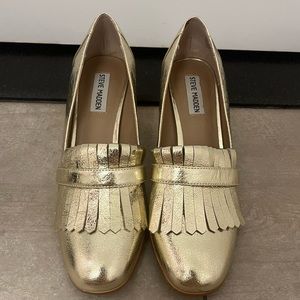Steve Madden Gold Loafers size 10